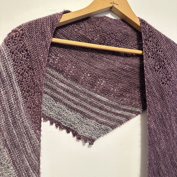 Hand Knit Wool Shawl Triangle Shawlette Purple Gray Hand Dyed Handmade Lace - Picture 3 of 8
